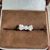 Anillo de Perla de Agua Dulce de Moda con Flores de Pintura al Óleo de Colores, Temperamento de Lujo Ligero, Joyería de Gama Alta Versátil Anillo para Mujer