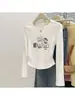Novo produto de outono: camiseta feminina de algodão puro com mangas compridas, gola redonda e ombros retos, campeã de vendas, modelagem justa, estilosa e que rejuvenesce, peça básica