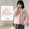 2026 Otoño Invierno Nuevo Estilo Coreano Unisex Niños Niños Chaqueta de Plumas Mediana/Grande Niños Cuello Alto Ligera Ropa Exterior Forro Corta