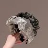 Diadema de Diseño Personalizado de Gama Alta Satén Gypsophila Moda Diadema Plisada Francesa Lavado de Cara Accesorio para el Cabello Craneal Alto