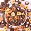 Accesorios para Joyería DIY Galletas de Chocolate de Dibujos Animados Pegatinas de Pegamento de Crema para Fundas de Teléfono Pasadores para el Cabello Imanes para Refrigerador Pulseras Accesorios para el Cabello