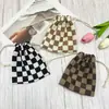 Bolsa de Corduroy a Cuadros con Cordón Bolsa de Almacenamiento para Cosméticos Bolsa de Regalo para Comercio Electrónico Transfronterizo Bolsa de Almacenamiento Bolsa Tote de Regalo