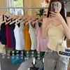 Camiseta sin mangas de algodón acanalado estilo "Hot Girl" con hermoso diseño en la espalda, Ropa interior de verano para mujer con copas en el pecho, Corte ajustado, Favorecedora, Se puede usar como prenda exterior o como capa base
