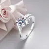 Anel de Moissanita em Prata Esterlina 925 Anel de Casamento Coração a Coração Feminino Anel de Casamento Simples Romântico Fashion Suporte Vazio Ponto de Venda Atacado