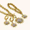 Moda Transfronteriza Europea y Americana Pendientes Elegantes de Nicho con Estilo Acero Inoxidable Chapado en Oro de 18K Collar con Colgante de Sol Lujo Accesible para Mujeres