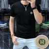 Camiseta de manga corta con cuello redondo para hombre, de verano, de algodón mercerizado, con intarsia industrial resistente y perforaciones en caliente, para jóvenes, moderna, atractiva y transpirable.
