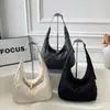 Bolso nuevo de otoño e invierno, bolso grande plisado tipo nube para mujer, casual, elegante, ligero, gran capacidad, bolso tipo dumpling, bolso cruzado para ir al trabajo