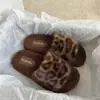 Chinelos Peludos de Solado Grosso para Uso Externo Feminino Outono e Inverno 2025 Novo Estampa de Leopardo Peludo Celebridade da Internet Casa Uma Linha Chinelos de Algodão
