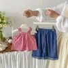 Jeans de Verano Dianxi Nuevos con Parche de Corazón de Encaje Dulce y Correa a Cuadros, Estilo Bebé con Puños para Bebés y Niños Pequeños