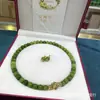 Conjunto de Três Peças: Colar, Pulseira e Brincos de Pedra de Quartzo de Mina Antiga Natural, um Presente Atacadista para Idosos e Mães em Ocasiões Especiais