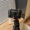 Moda transfronteriza estilo coreano Bolso caja inspirado en Chanel, bolso de hombro con cadena acolchada, bolso pequeño cuadrado de verano con diamantes de imitación, bolso cruzado para mujer