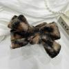 Otoño e invierno felpa estampado de leopardo lazo clip para moño para la parte posterior de la cabeza temperamento clip para el cabello de mujer