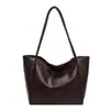 2025 Nova Moda Bolsa de Maternidade de Grande Capacidade Bolsa de Ombro Versátil em Couro Macio Bolsa Tote de Nicho de Alta Qualidade para o Dia a Dia para Mulheres