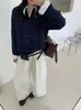 Suéter de punto de dos piezas con bloques de color y cuello de contraste, nueva colección otoño/invierno 2026, elegante y sofisticado top de punto con lentejuelas para mujer