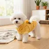 Ropa para mascotas transfronteriza para otoño e invierno, abrigo de forro polar para perro con rayas de dibujos animados, ropa para perro con capucha y correa, ropa cálida para gato
