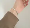 Pulsera Nueva de Moda de Acero de Titanio para Viajeros para Mujer, Joyería de Mano de Lujo Ligero, Pulseras Coreanas de Alta Gama para Parejas, Colección de Pulseras para Mujer