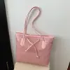 2026 Nova Bolsa Tote Simples de Grande Capacidade para Mulheres Moda Casual Bolsa de Mão de Celebridade da Internet Versátil para o Dia a Dia Bolsa de Ombro