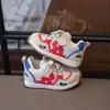 Zapatos Infantiles de Suela Blanda para Niños Pequeños 2026 Nuevo Estilo de Primavera Unisex para Bebé con Puntera Cerrada Zapatos Deportivos Anti-Pateadura Zapatos Casuales para Niños