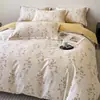 Juego de ropa de cama estampado de algodón cepillado, engrosado y cálido, juego de tres o cuatro piezas de algodón puro, adecuado para dormitorios y casas de huéspedes, disponible para envío directo