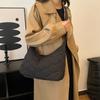 Bolsa de Ombro Nova Outono 2025 Feminina Plissada Nuvem Casual Estilosa Grande Capacidade Bolsa de Algodão Bolsa Transversal Roupas de Trabalho