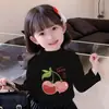 Y2253# Nova Camiseta de Manga Longa para Primavera e Outono Meninas Solta Estampada Base de Lã Branca Camiseta Casual Joker