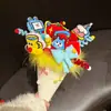 Ramo de Muñeca de Helado Producto Terminado Muñeca Creativa Sosteniendo Flores Regalo Festivo para Amigos Regalo de Cumpleaños Al Por Mayor