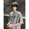 Camiseta Verão Nova Letra Estilo Americano Manga Curta Tendência Design de Marca Legal Solta Estampada Ombro Normal Peso Pesado Manga Meia-manga Gola Redonda