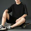 Conjunto de Shorts Esportivos Casuais Masculino Camiseta Fina de Manga Curta Estilosa 2026 Novo Conjunto de Roupa Moda Masculina de Verão