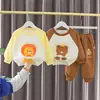 Conjunto de Sudadera con Bolsa Linda para Niños y Niñas Nuevo Estilo 2024 Ropa de Primavera y Otoño para Niños Moda Infantil Tendencia de Ropa para Niños