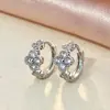 Pendientes de trébol de cuatro hojas europeo y americano incrustados con circonita de colores para mujer, más vendidos transfronterizos, lujo ligero, alta gama, versátiles y elegantes