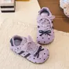 Sapatos para Meninas 2026 Outono Novo Tênis Princesa Infantil Sapatos Casuais para Meninas com Solado Macio e Cadarço para Crianças Pequenas