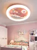Luminária de teto para quarto infantil, luz de quarto temática de astronauta, proteção ocular de espectro total, adequada para quartos de meninos e meninas, feita de ferro