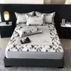 Lujo ligero estilo Chanel simple tapete de verano de seda de hielo lavable sábana ajustable tapete para aire acondicionado juego de tres piezas 1.5m/1.8 m verano