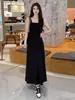 Vestido de Alcinha Sem Manga Preto Plus Size Feminino Verão 2025 Nova Chegada Estilo Francês Elegante Vestido Longo para Férias na Praia