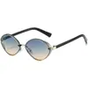 Óculos de Sol Retrô de Metal Oval Olho de Gato Moda 2025 Nova Moda Estilo Ins Pesca Anti-reflexo Óculos de Sol