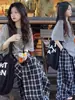 Conjunto de Pantalones Anchos a Cuadros Estilo Coreano de Verano para Niñas 2026, Conjunto Casual Holgado de Dos Piezas con Camiseta de Manga Corta para Niños Mayores, Moderno