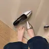 Mules sencillos lisos sin cordones, nueva tendencia 2026 para mujer para exteriores, sandalias doradas de tacón fino con punta cuadrada