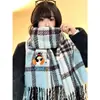Cachecol Xadrez com Pinguim Bordado Fofo para Mulheres, Novo Estilo Outono e Inverno 2025, Espessado para Aquecimento e Proteção contra o Frio, Aquecedor de Pescoço e Xale