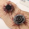 Nuevo tejido de alta gama seda brillante pelo de avestruz flor trompeta DIY hecho a mano pin tiburón corsage accesorios para ropa accesorios