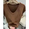 Camiseta de punto suave estilo coreano, cuello redondo bajo, con mangas acampanadas pequeñas para mujer, nueva camiseta básica sin mangas de verano 2025