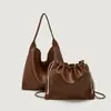 Bolsa Tote Transfronteiriça Moda Sensação Relaxada Grande Capacidade Bolsa de Couro Macio Sensação Retro de Alto Padrão Bolsa de Ombro Único para o Dia a Dia Bolsa para Mãe Feminina
