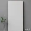 Azulejos de microcimento, 400x800, para piso, em estilo minimalista e sereno, com acabamento suave e fosco, adequados para cozinhas, varandas e banheiros