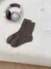 Calcetines retro de mujer hasta la pantorrilla con patrón de rombos calados de Zhuji, calcetines de algodón de malla transpirable para principios de primavera, calcetines de mujer lisos apilables simples