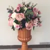 Flor artificial estilo europeo en forma de bola diseño de escenario de boda guía de camino flor columna romana columna cuadrada portavelas decoración de mesa flor de seda flor artificial