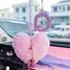 Coração de Pelúcia com Alfabeto Argila Acessórios para Interior de Carro Pingente para Mulheres, Ornamento de Pendurar Espelho Retrovisor de Carro com Strass