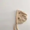 Gorro Coreano para Bebé Qiunan Invierno Nuevo Estilo Cereza Moda Orejeras para Bebé Gorro de Punto para Niños Gorro de Lana