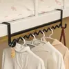 Artículos útiles para dormitorios: perchero de forma ondulada para mesita de noche, un práctico colgador de ropa y un organizador de cama para literas superiores e inferiores