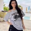 Playera Top de Manga Corta con Hombros Inclinados y Estampado de Letras Fuera del Hombro Algodón Puro Manga Corta Camiseta Mujer Fuera del Hombro Marca de Moda de Hong Kong Verano