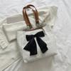Bolsa Tote Tendência de Grande Capacidade para Mulheres Deste Ano 2026 Novo Estilo Bolsa de Ombro com Laço Bolsa de Mão Corrente Ins