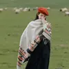 Novo Xale de Estilo Étnico com Toque de Luxo, Manto Pintura a Tinta, Roupa de Viagem para o Oeste de Sichuan, Manto com Franjas de Falso Caxemira para Mulheres